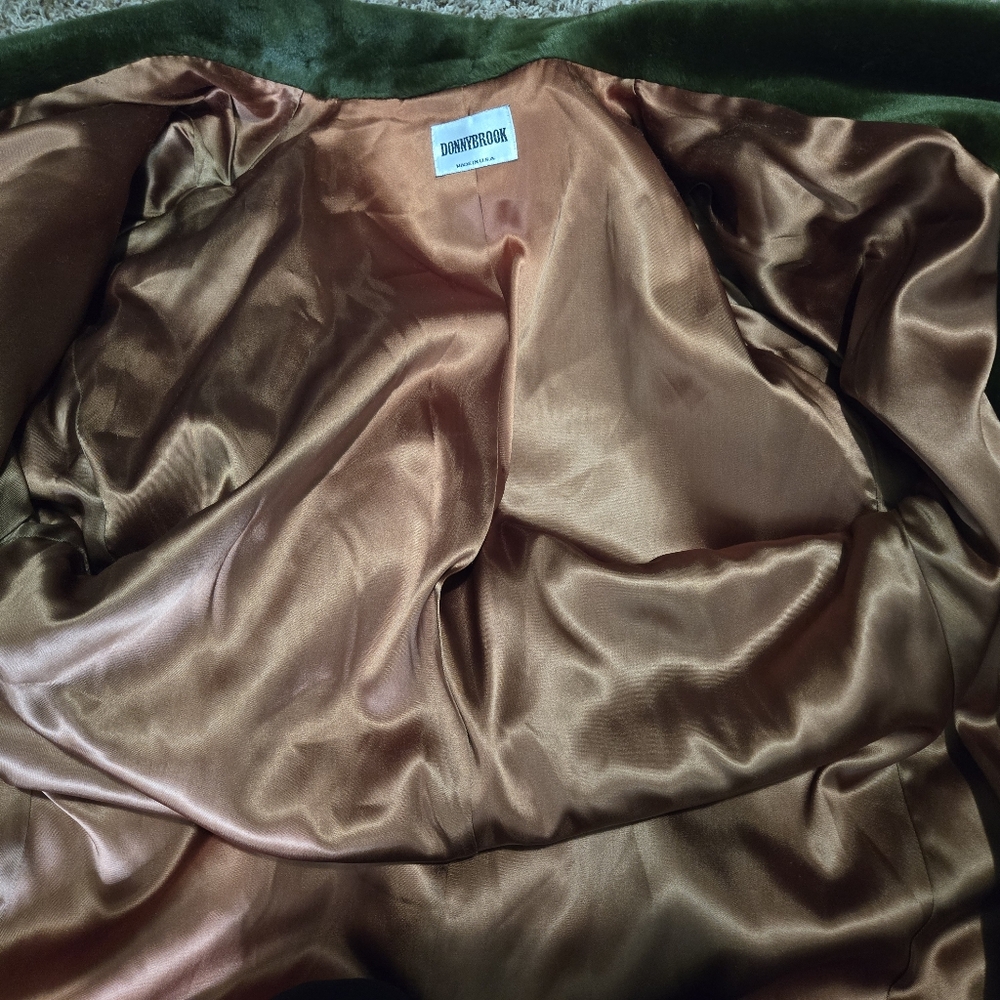 Donny Brook Luxurious Green Vintage Faux Fur Coat - Picture 5 of 5
